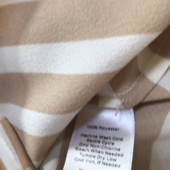 TALBOTS Size 12 cream multi front button top - Picture 4 of 7